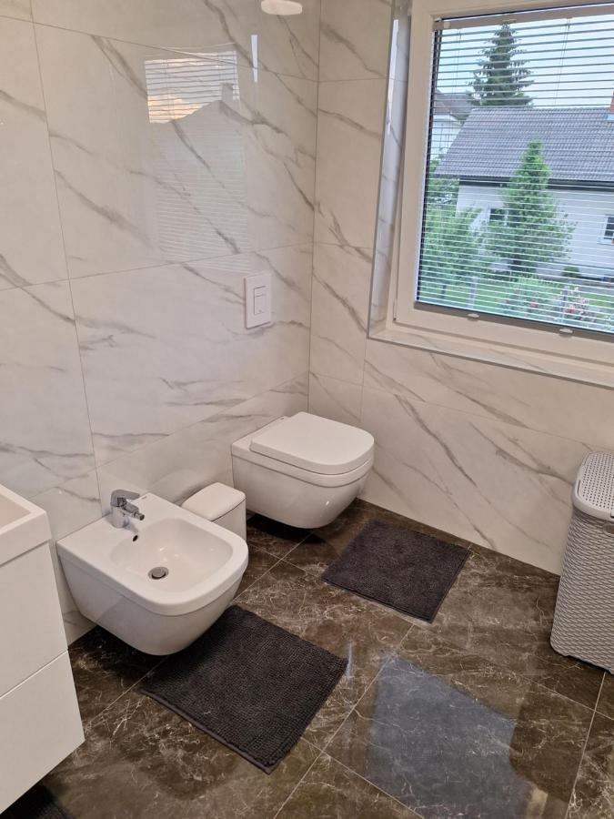 Guesthouse Flower Lublana Zewnętrze zdjęcie
