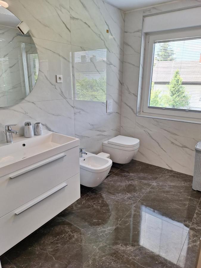 Guesthouse Flower Lublana Zewnętrze zdjęcie