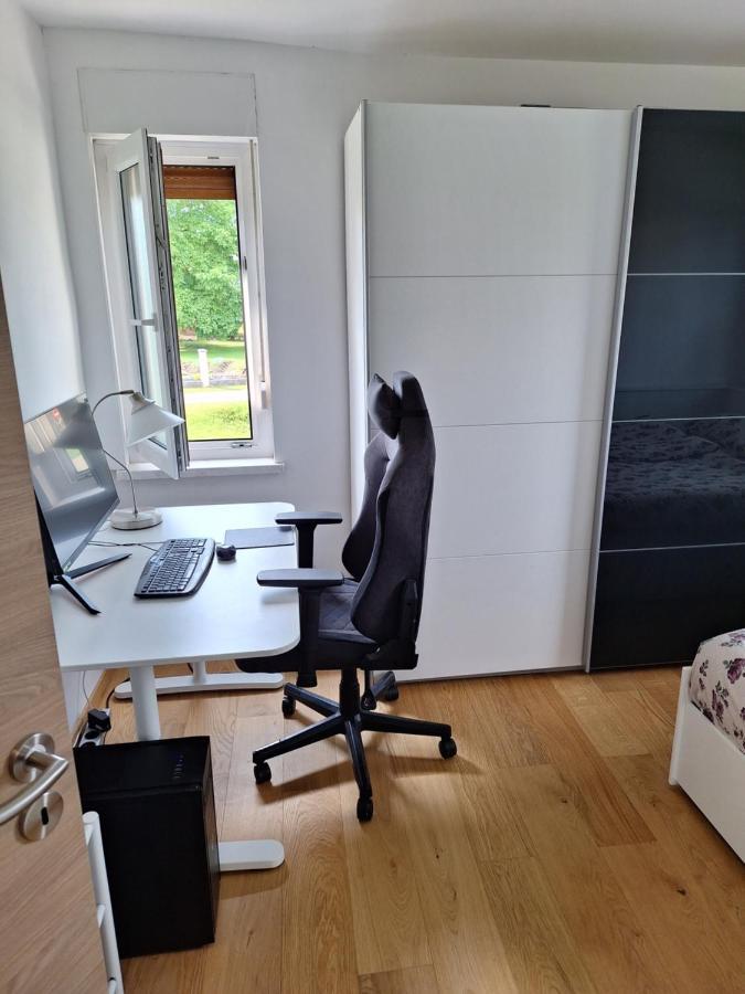 Guesthouse Flower Lublana Zewnętrze zdjęcie