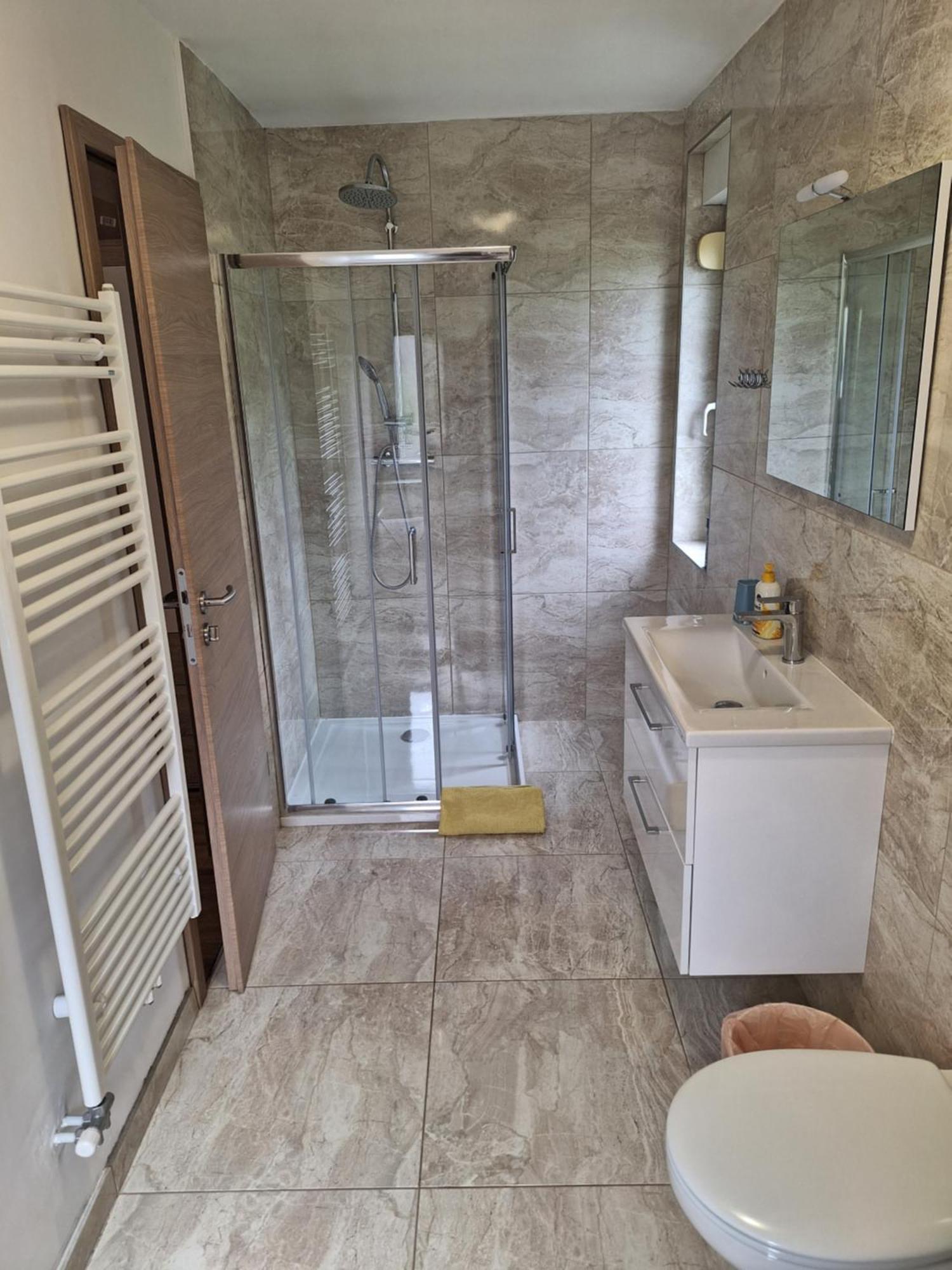 Guesthouse Flower Lublana Zewnętrze zdjęcie